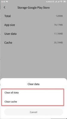 hapus data dan cache google play store agar download tidak tertunda